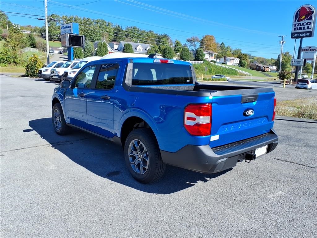 2025 Ford Maverick XLT photo 2