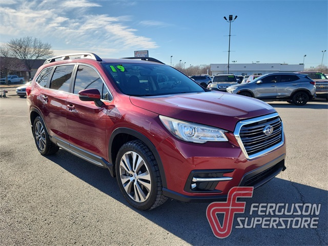 2019 Subaru Ascent Limited's photo