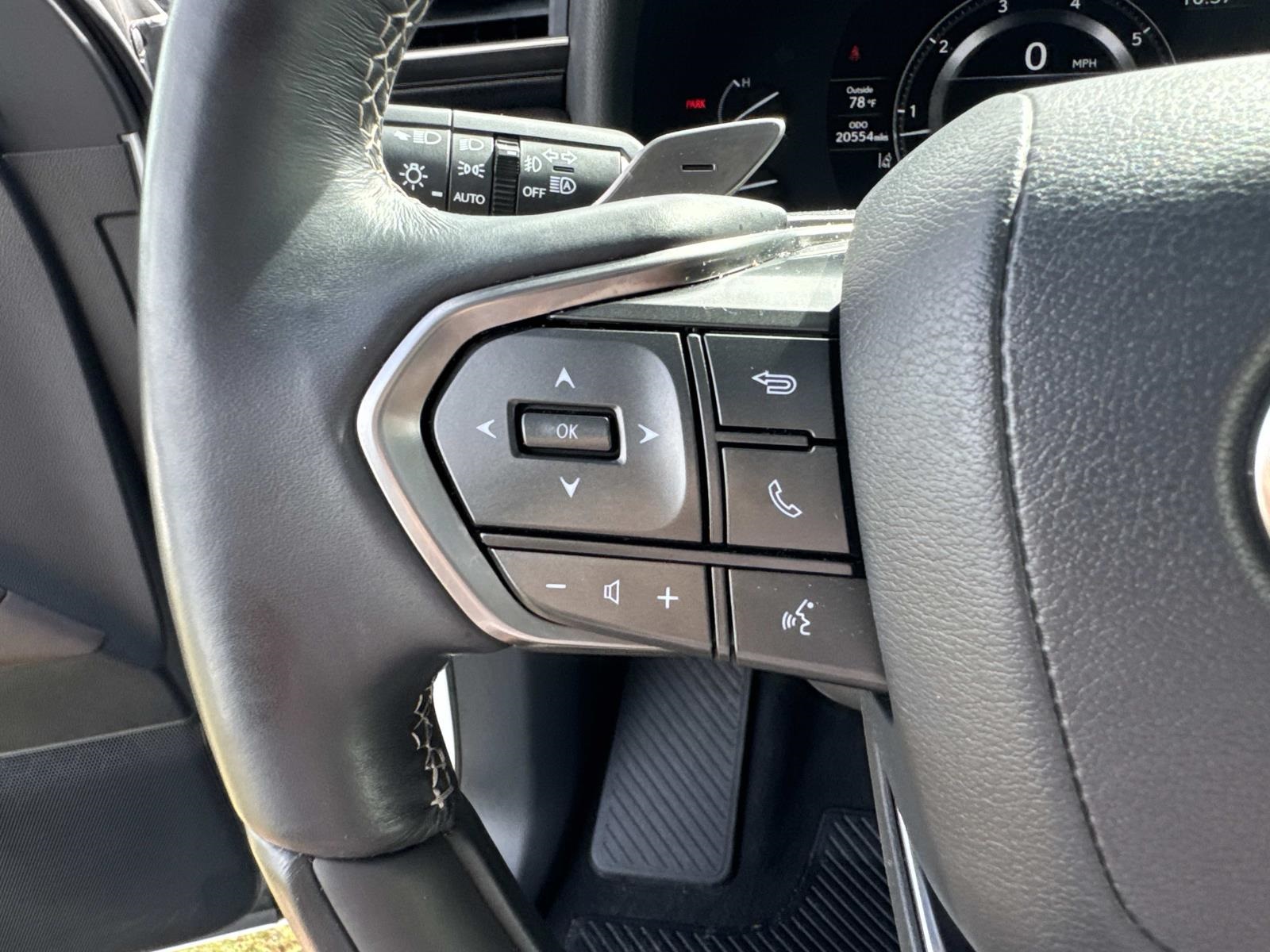 2023 Lexus LX 600 Luxury photo 21