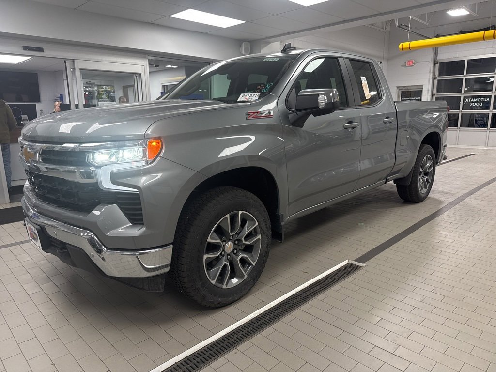2026 Chevrolet Silverado 1500 LT's photo