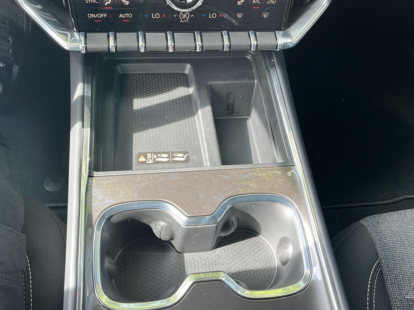 2026 Gmc Acadia Elevation photo 17