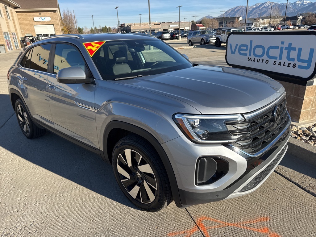 2024 Volkswagen Atlas Cross Sport SE w/Tech