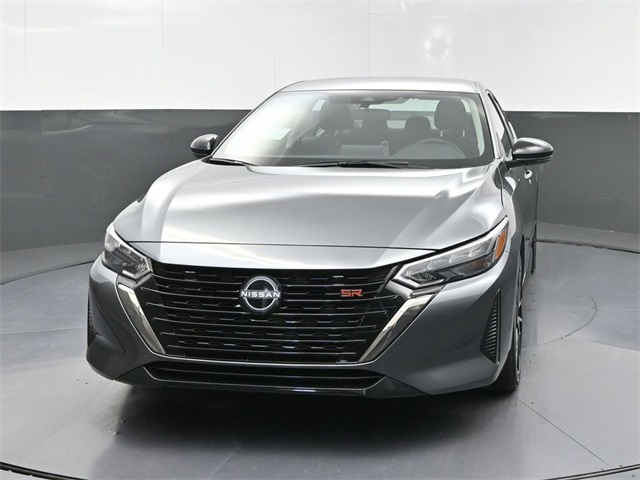 2025 Nissan Sentra SR photo 2