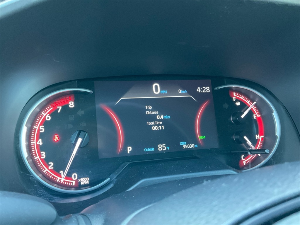 2023 Toyota RAV4 XLE photo 16