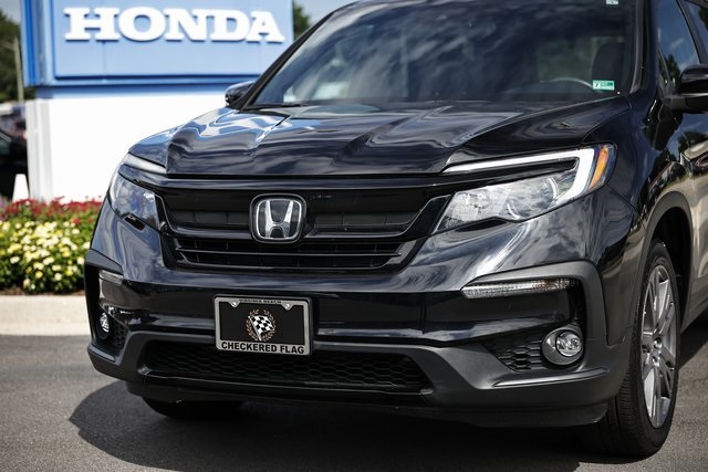 2022 Honda Pilot Sport photo 2