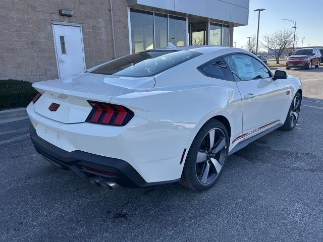 2025 Ford Mustang GT Premium photo 5