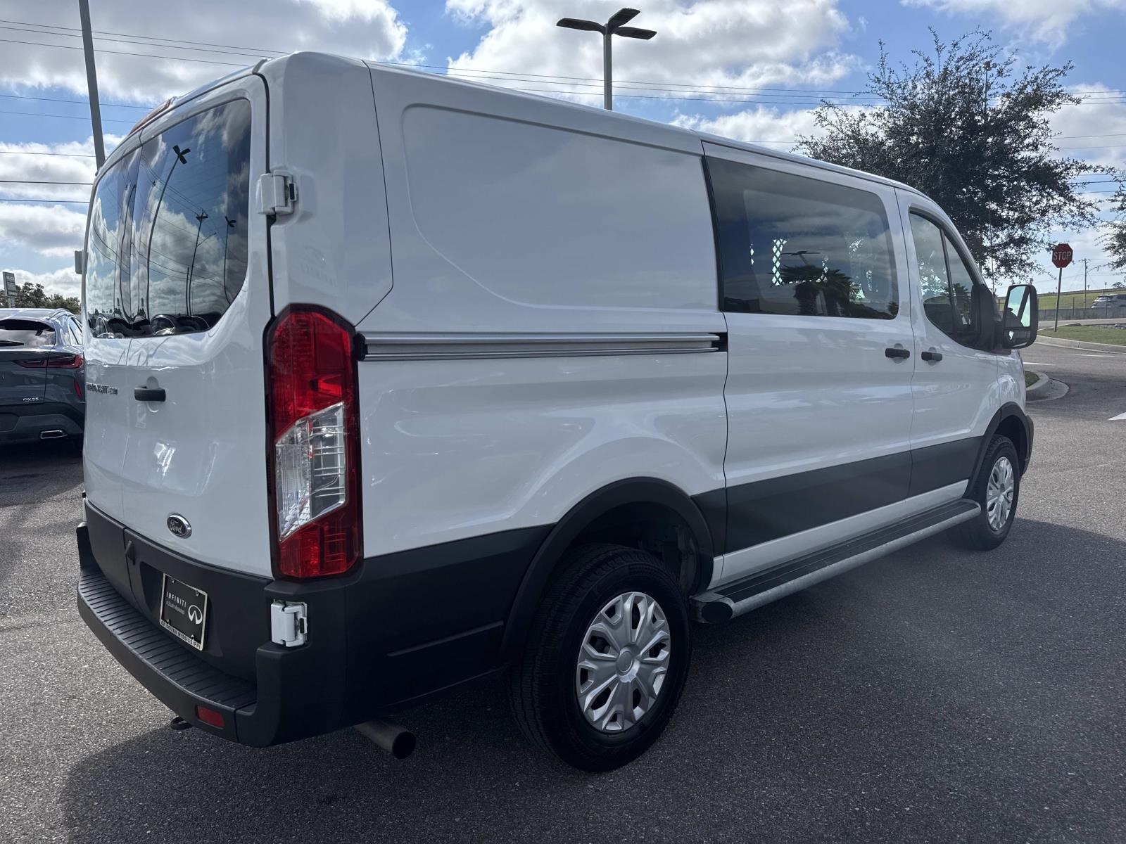 2024 Ford Transit photo 3