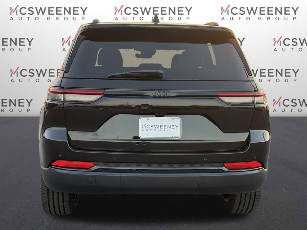 2025 Jeep Grand Cherokee Altitude X photo 4