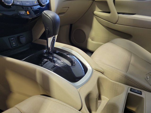 2016 Nissan Rogue S photo 29