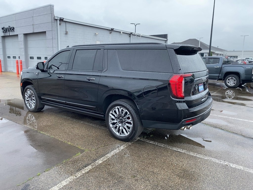2023 Gmc Yukon XL Denali Ultimate photo 3