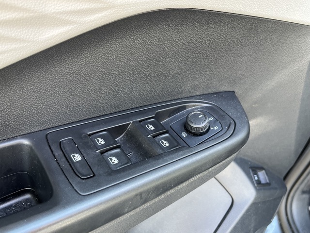 2023 Volkswagen Taos S photo 26