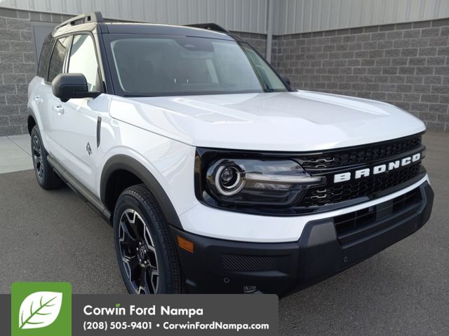 2025 Ford Bronco Sport Outer Banks's photo