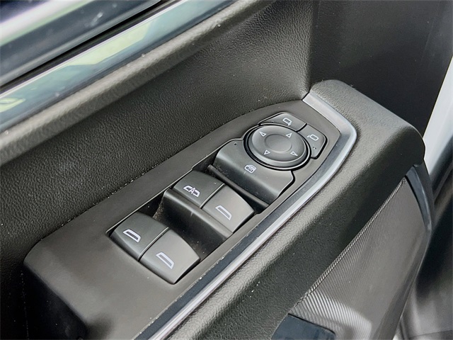 2024 Chevrolet Silverado 1500 RST photo 14