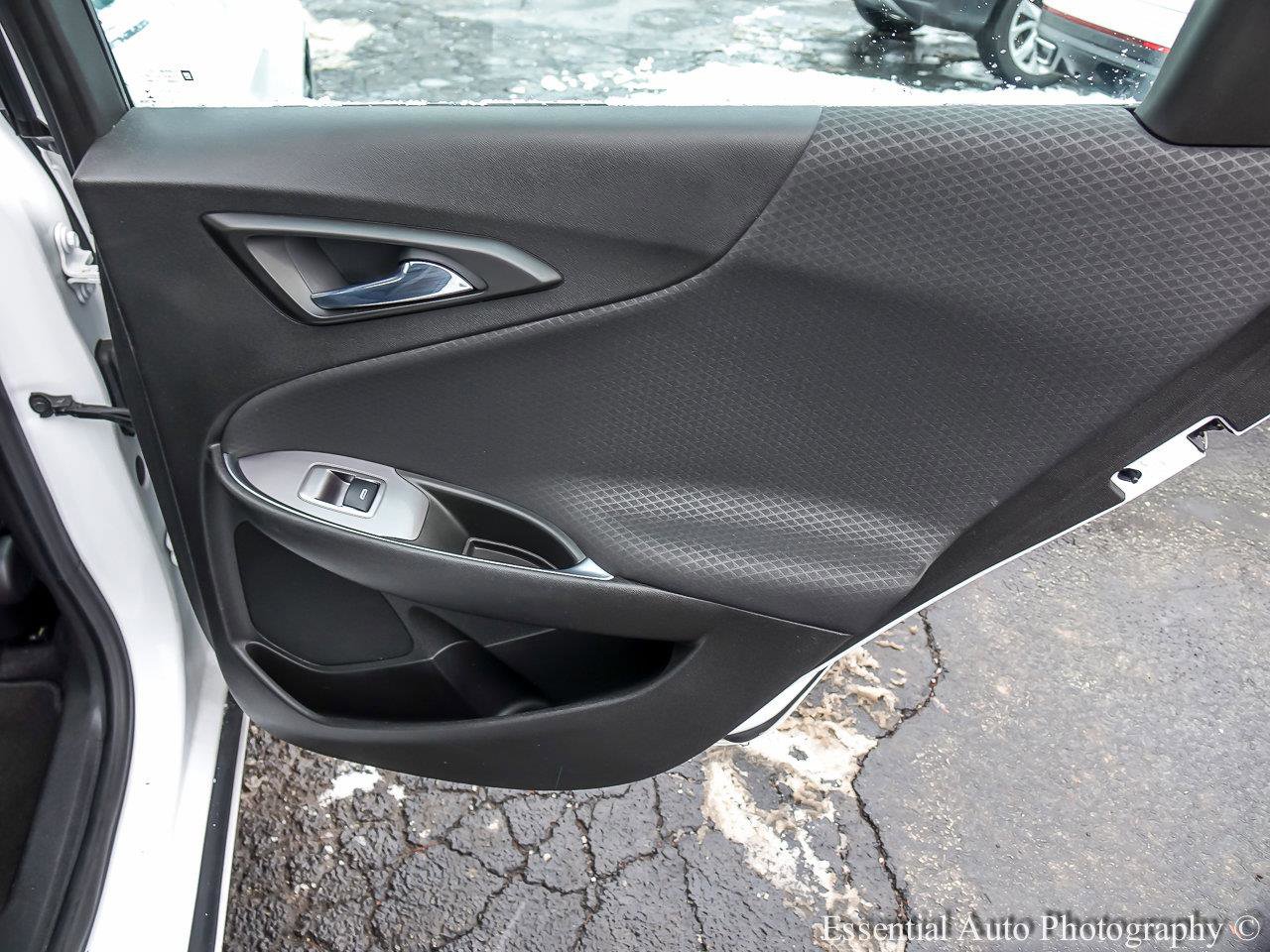 2018 CHEVROLET MALIBU - Image 19