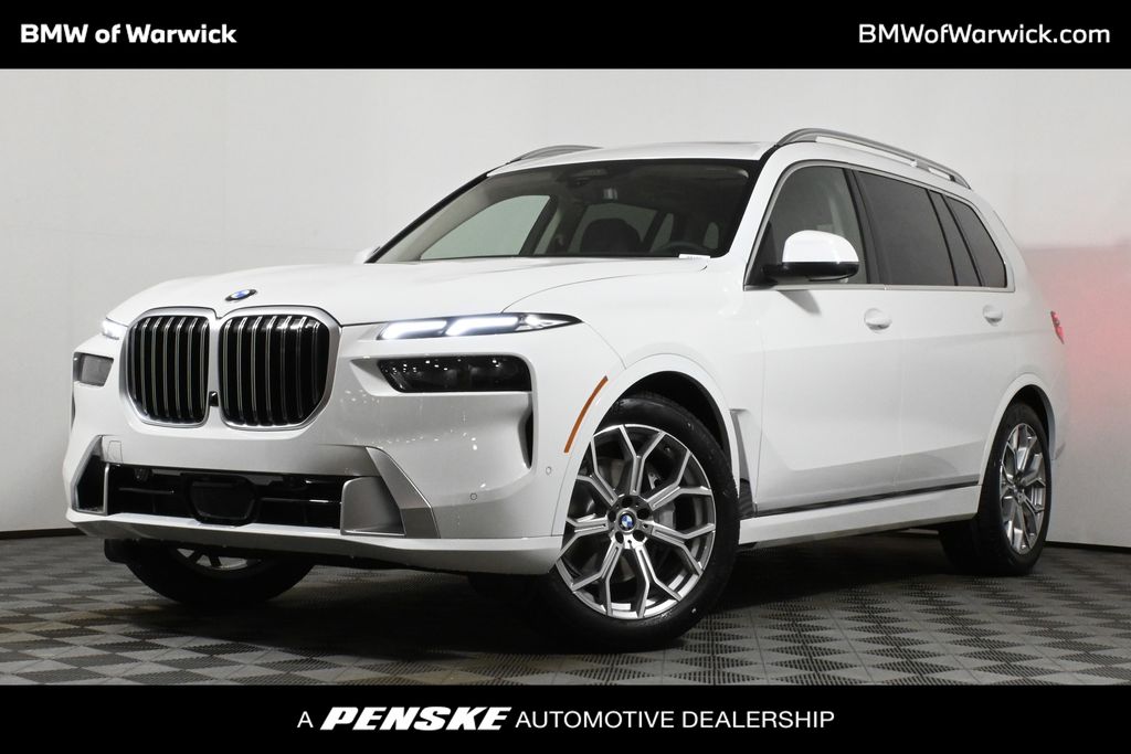 2025 BMW X7 40i's photo