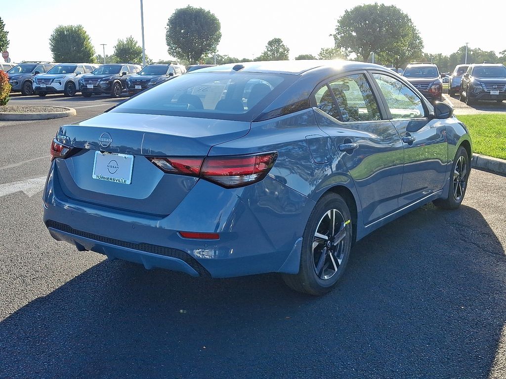 2025 Nissan Sentra SV photo 4