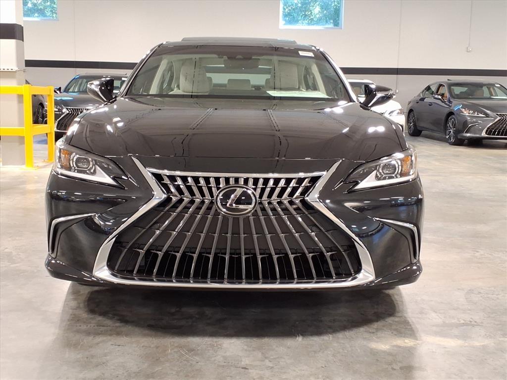 2025 Lexus ES 350 photo 2