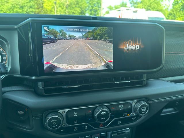 2025 Jeep Gladiator Rubicon photo 27