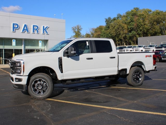 2026 Ford F-250 Super Duty XL's photo