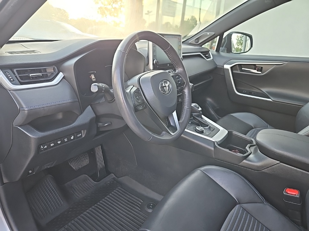 2022 Toyota RAV4 Hybrid XSE photo 37
