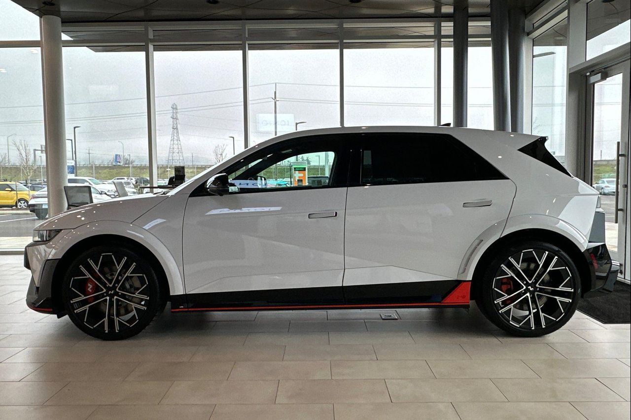 2025 Hyundai Ioniq 5 N photo 6