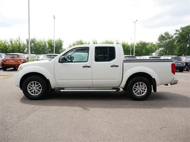 2019 Nissan Frontier SV photo 2