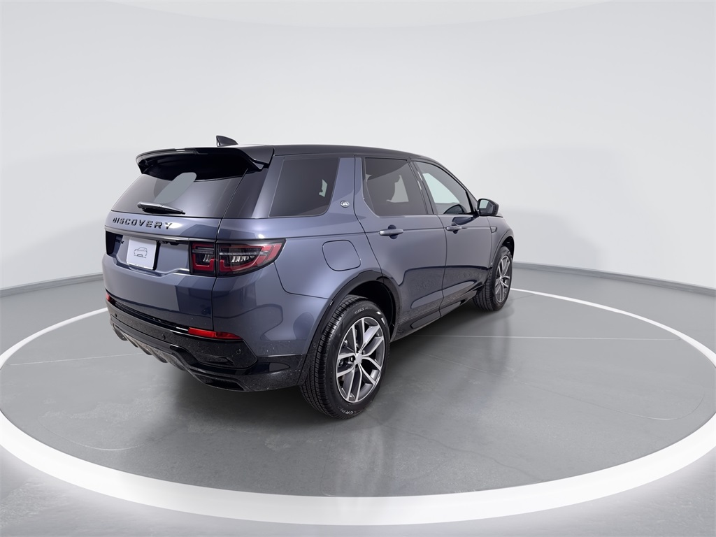 2025 Land Rover Discovery Sport SE photo 8