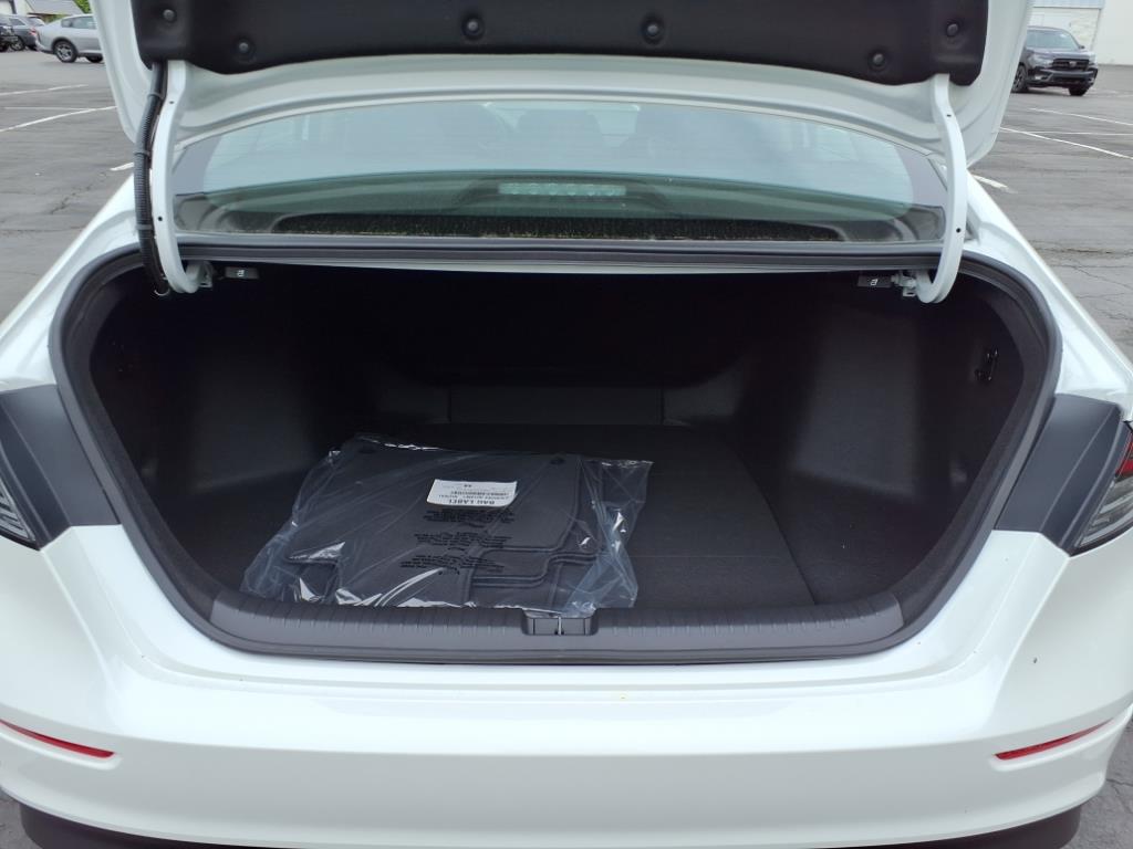 2025 Honda Accord SE photo 4