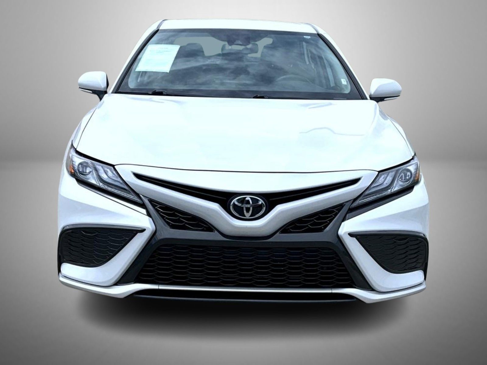2023 Toyota Camry XSE photo 2