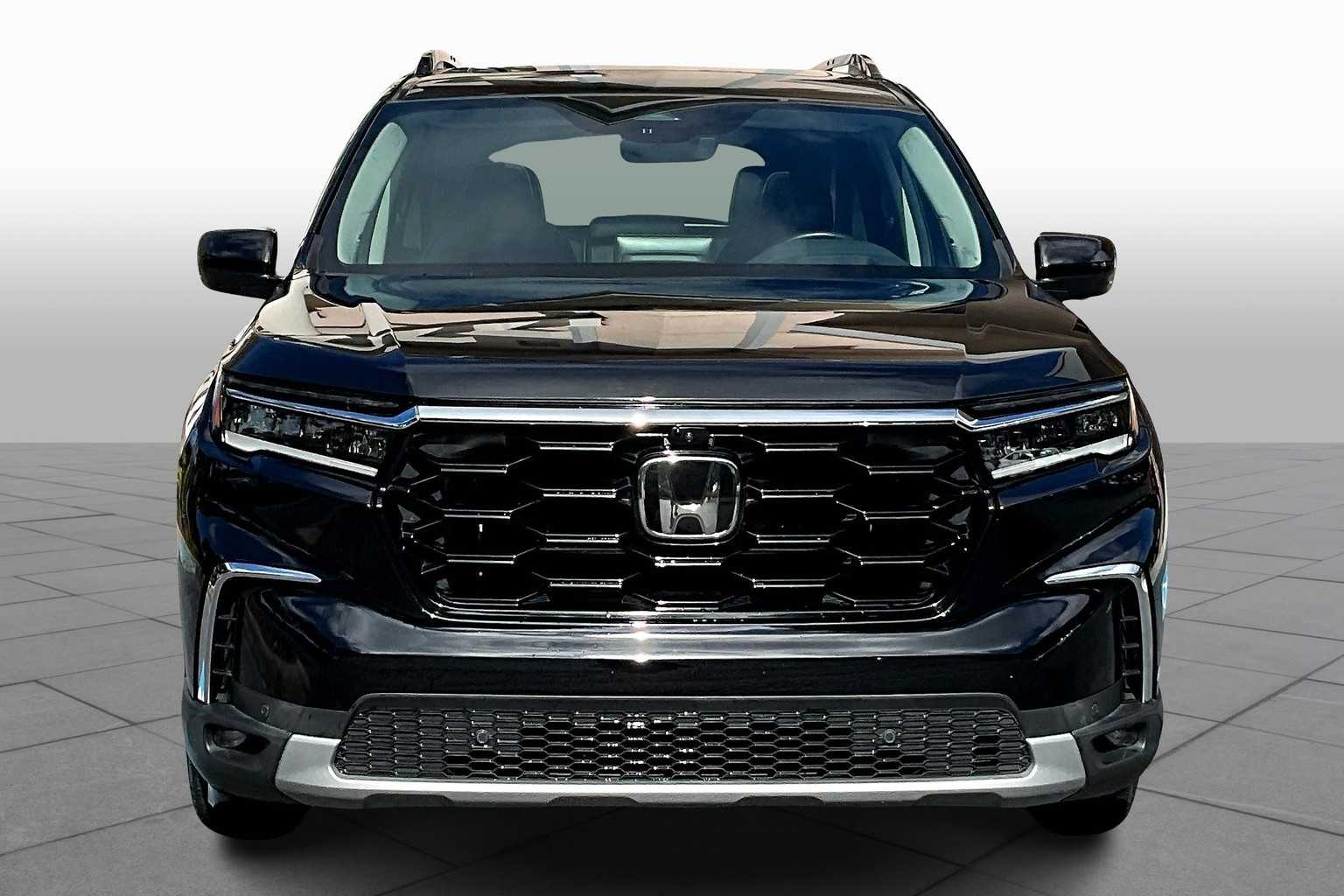2023 Honda Pilot Elite photo 2