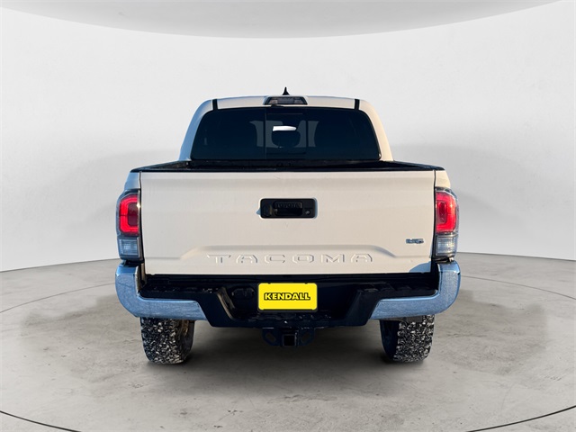 2021 Toyota Tacoma TRD Off-Road photo 4
