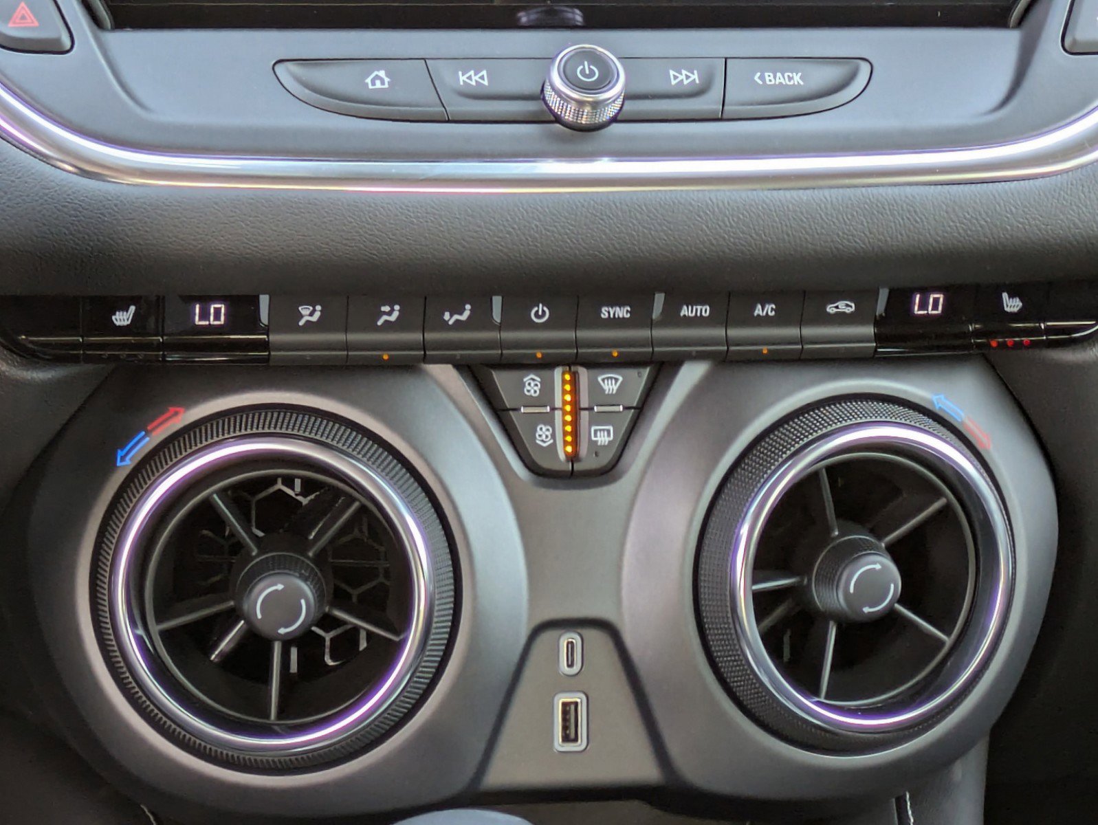 2025 Chevrolet Blazer 2LT photo 20