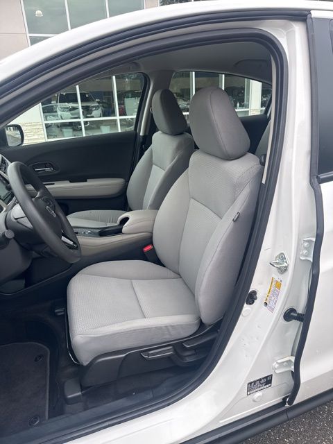 2022 Honda HR-V LX photo 9