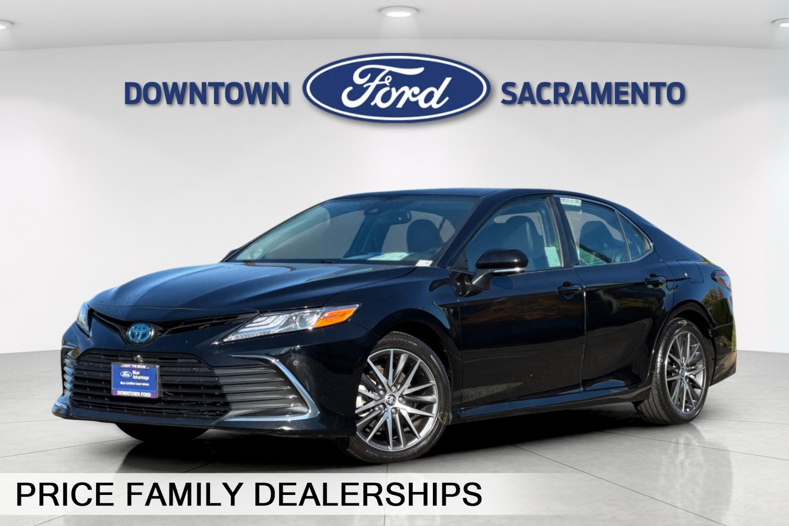 2024 Toyota Camry XLE's photo