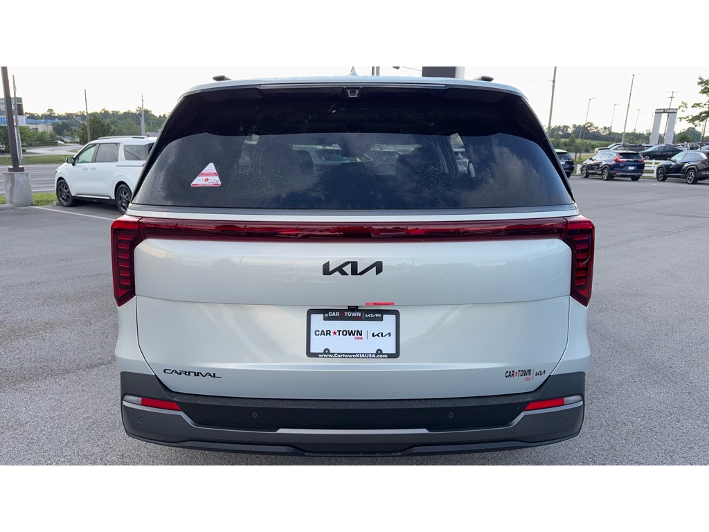 2026 Kia Carnival SX Prestige photo 3