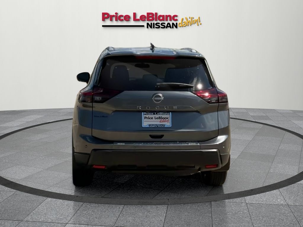 2026 Nissan Rogue SV photo 4
