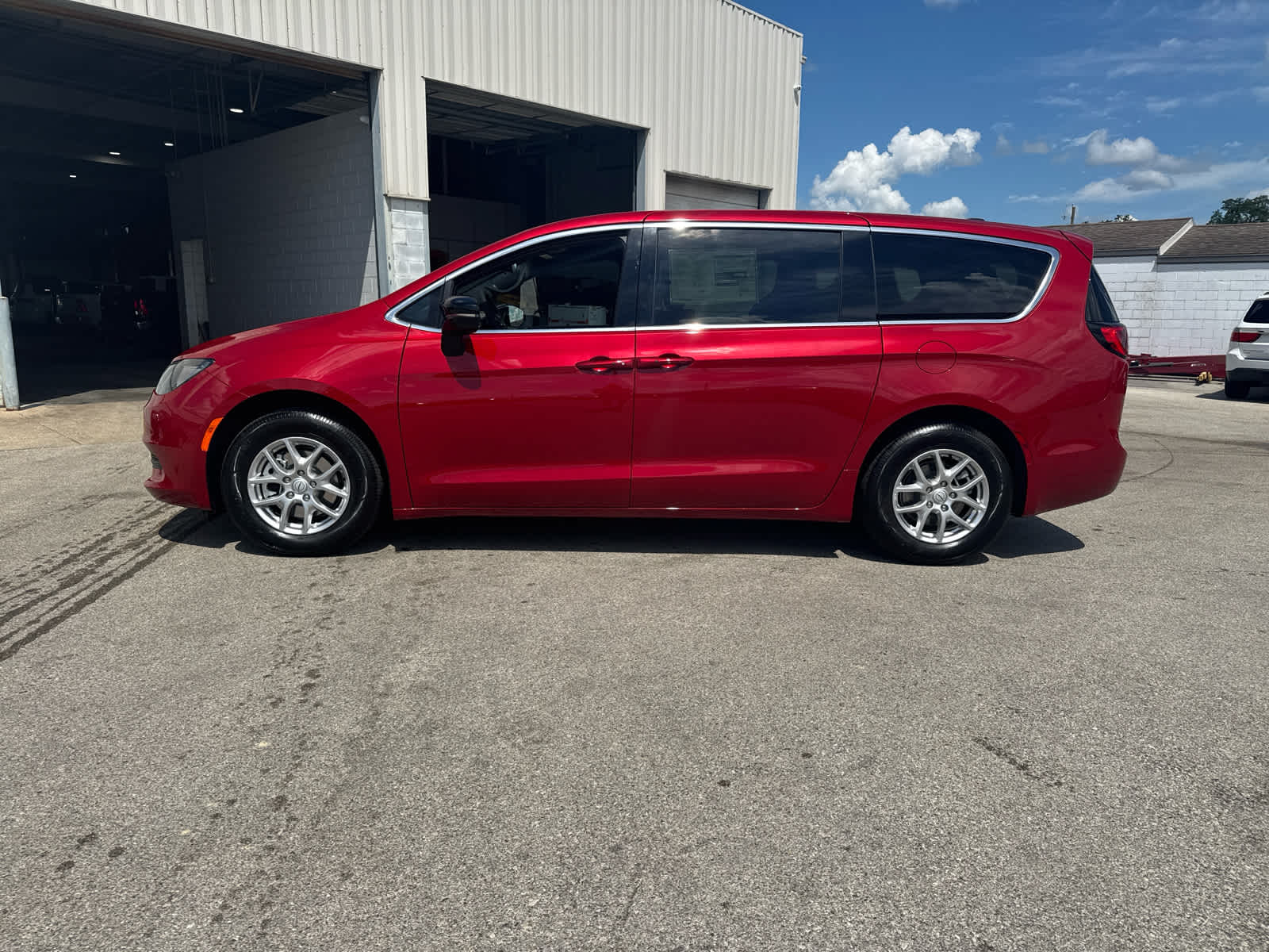 2026 Chrysler Voyager LX photo 2