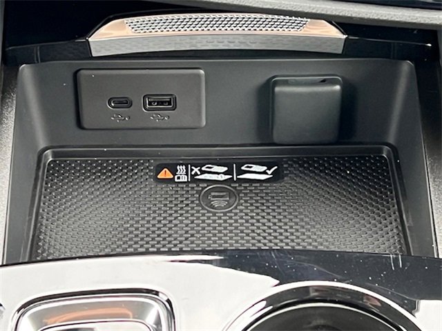 2025 Buick Envision Sport Touring photo 21