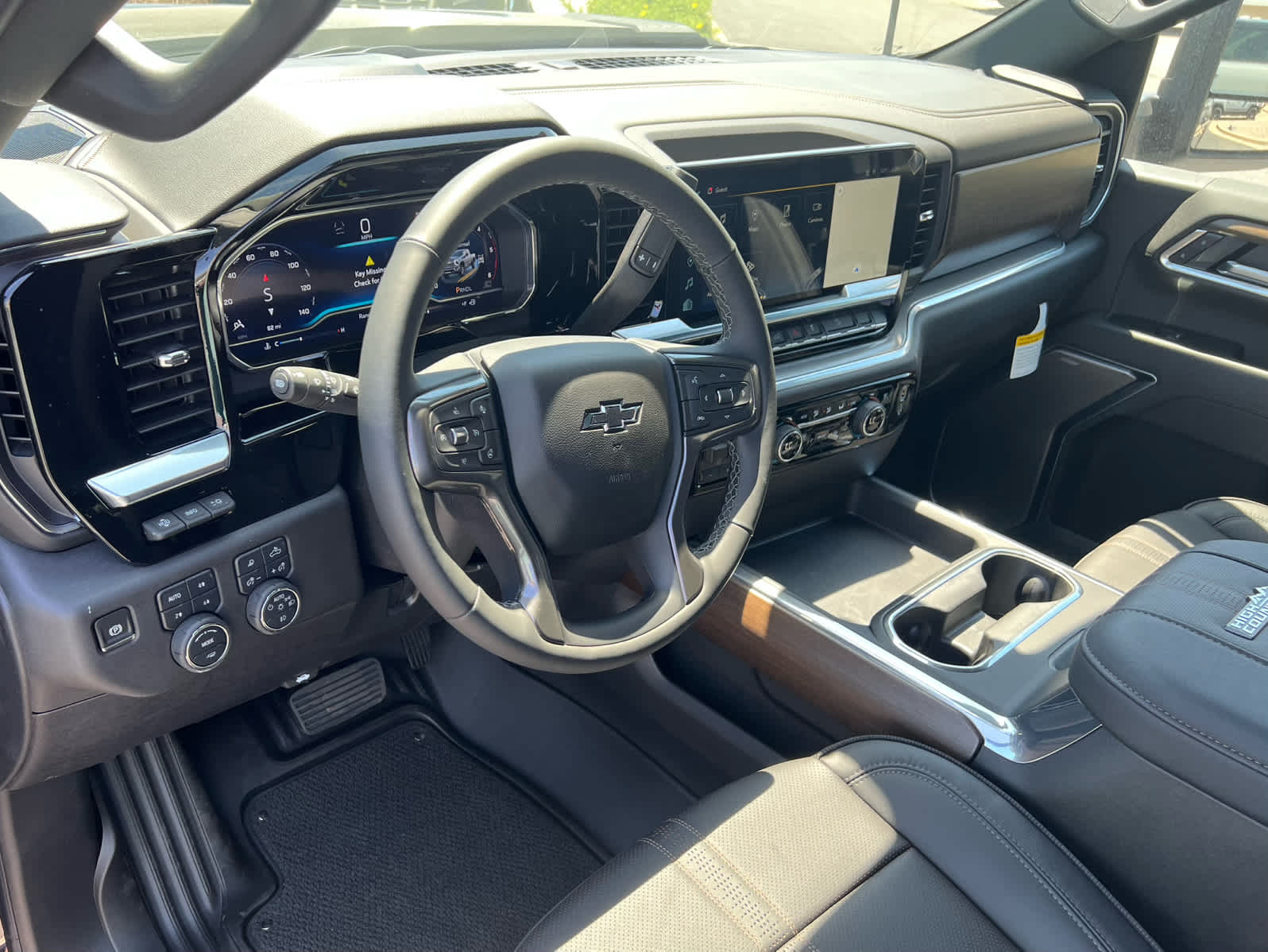 2025 Chevrolet Silverado 2500HD High Country photo 16