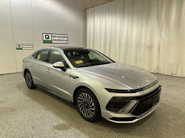 2026 Hyundai Sonata Hybrid SEL's photo