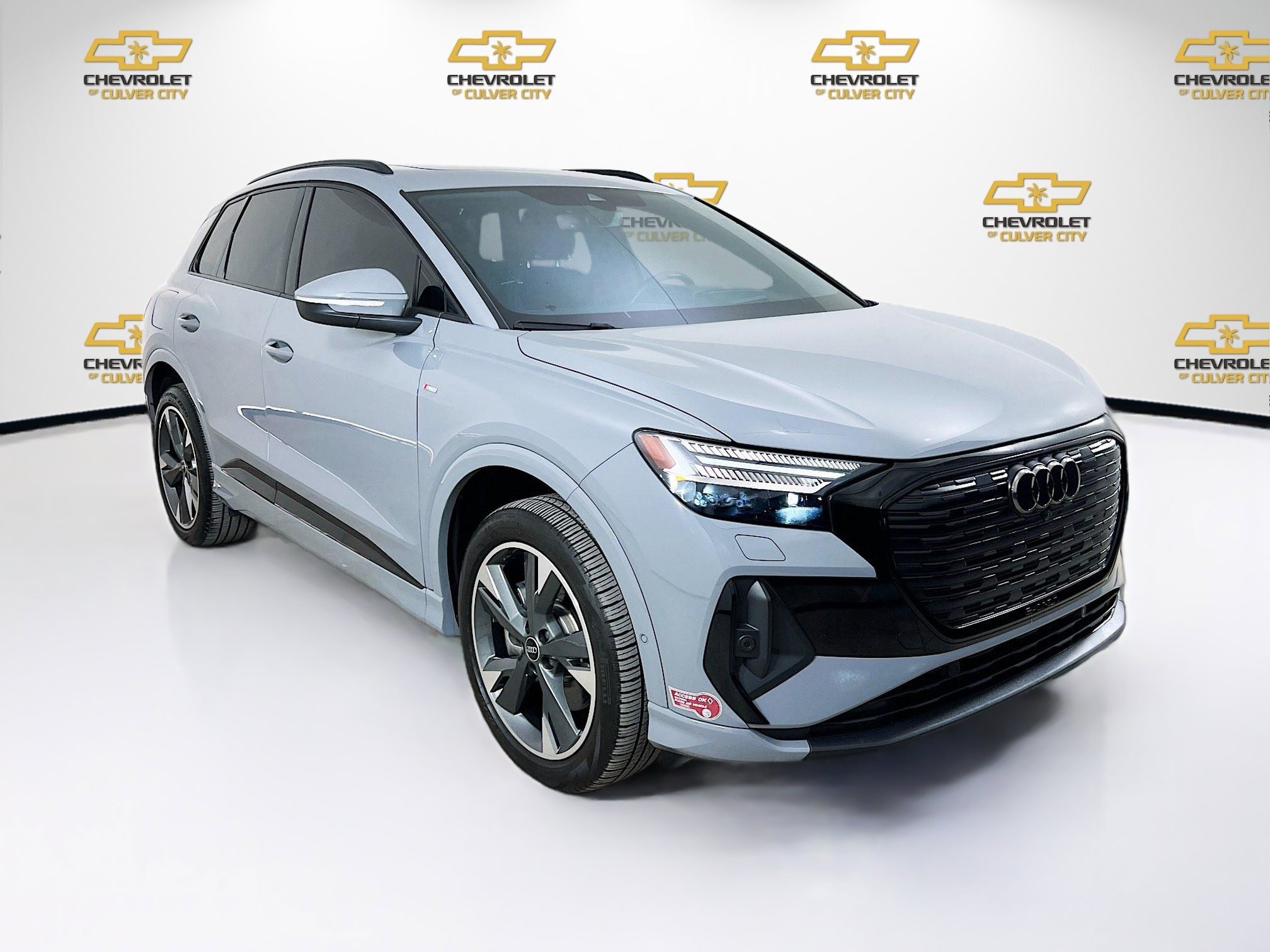 2024 Audi Q4 e-tron Prestige's photo