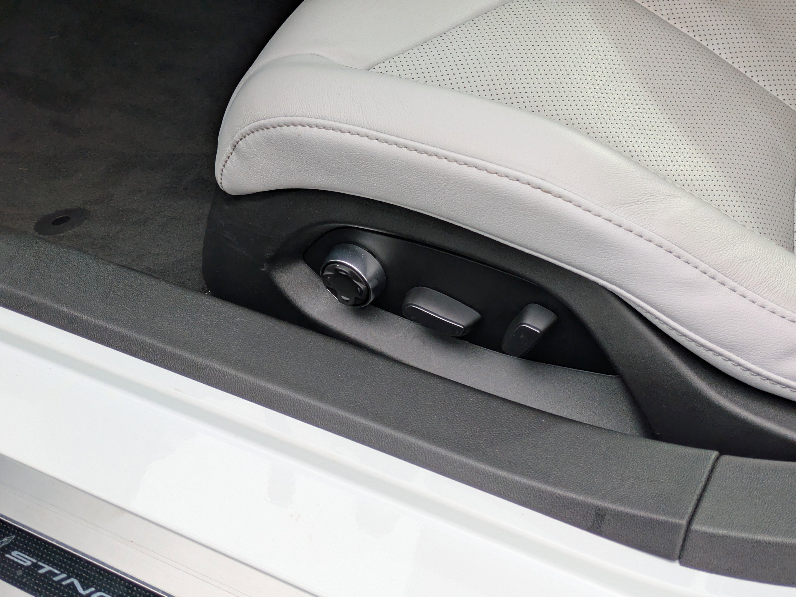 2023 Chevrolet Corvette 2LT photo 18