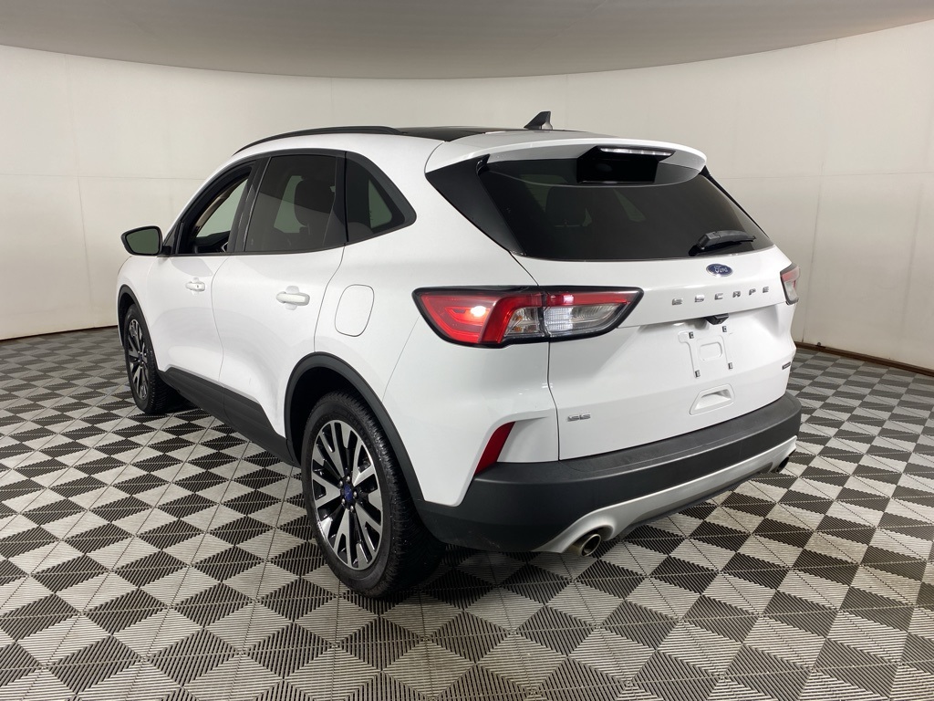 2020 Ford Escape SE Sport Hybrid photo 11