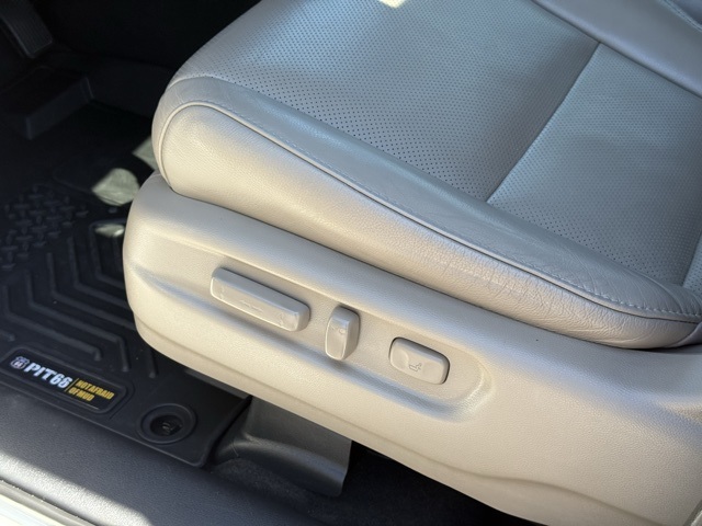 2019 Honda Pilot Elite photo 13