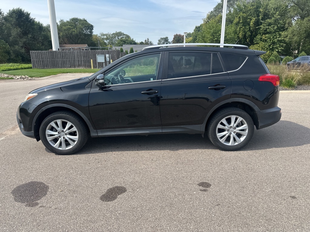 2013 Toyota RAV4 Limited photo 6