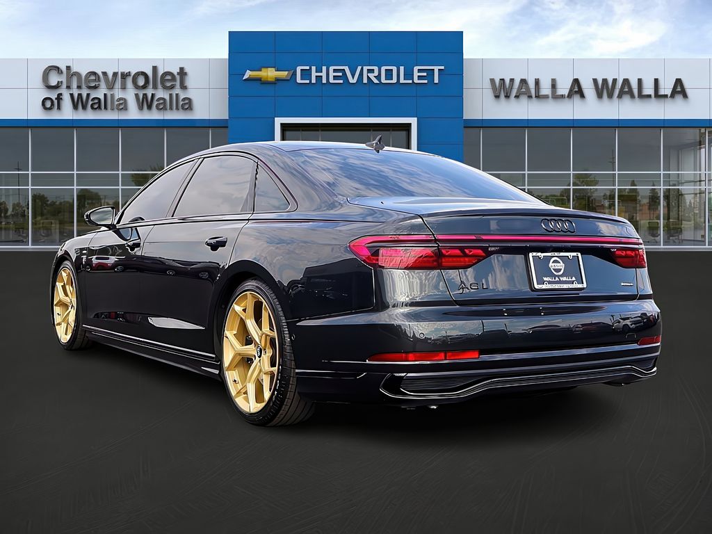 2022 Audi A8 L 55 photo 4