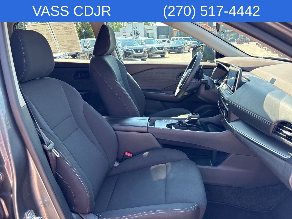 2023 Nissan Rogue S photo 21