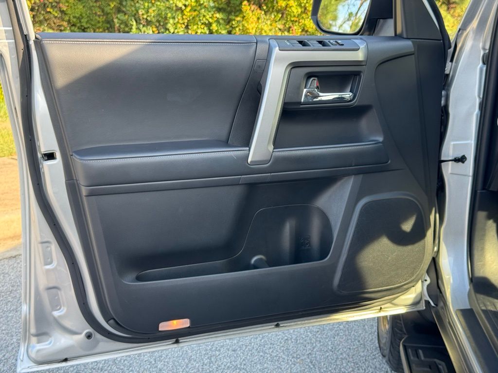 2024 Toyota 4Runner SR5 Premium photo 19