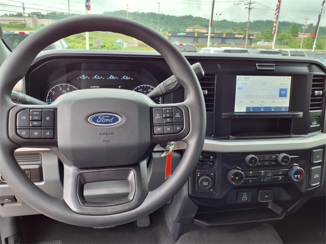 2025 Ford F-250 XLT photo 7