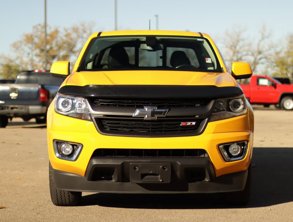2018 Chevrolet Colorado Z71 photo 2